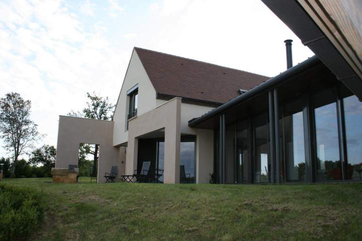 Façade maison en vitre Sarlat-la-Canéda