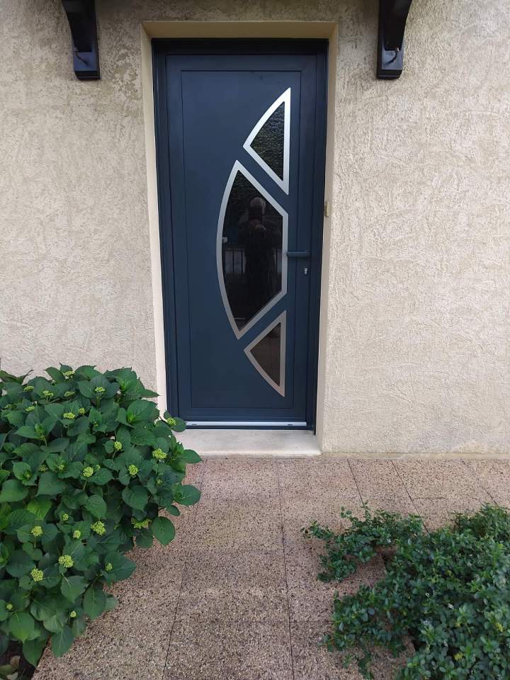 PORTE ENTREE ALUMINIUM
